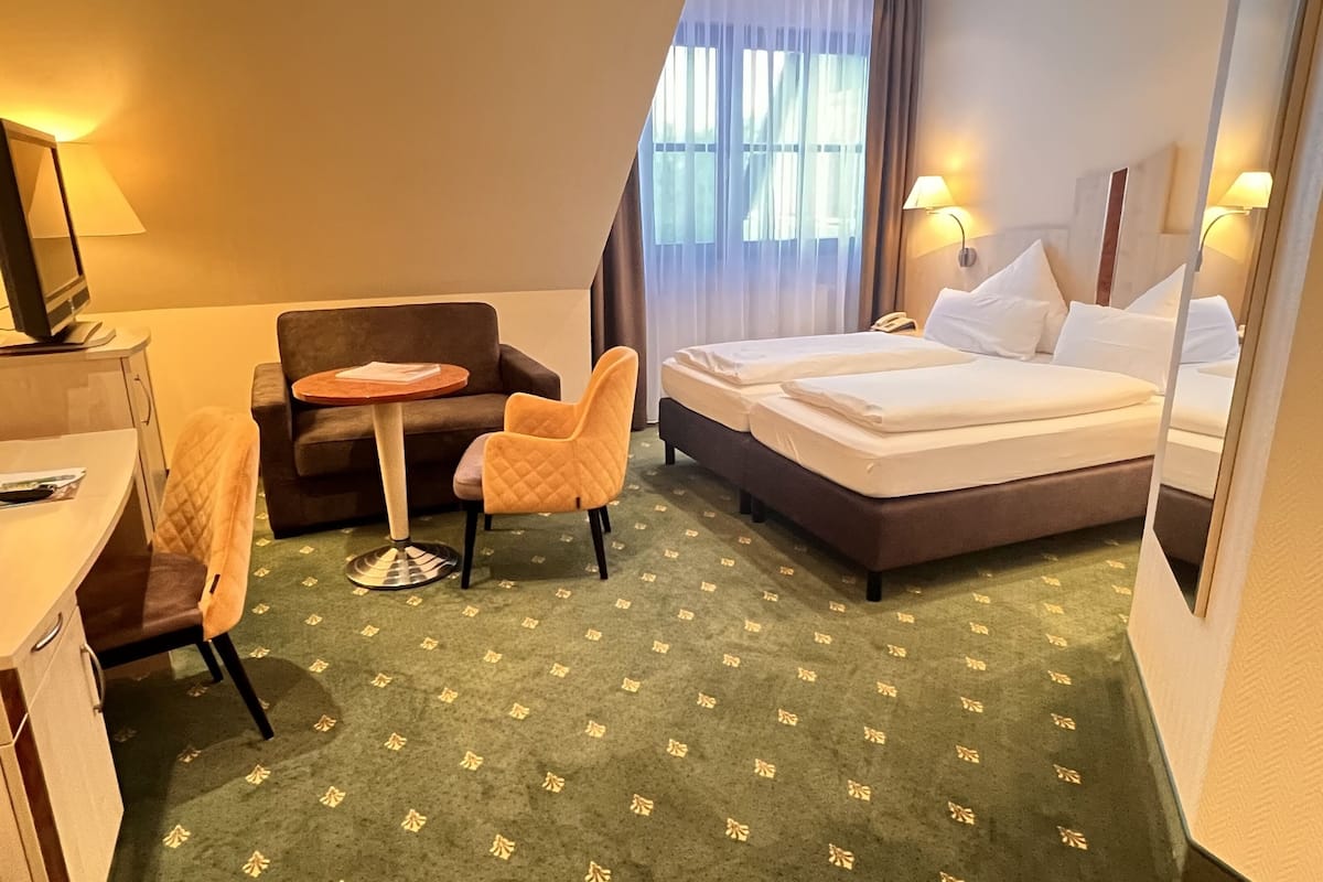 comfort double room | bathroom | free toiletries, hair dryer, bathrobes, slippers