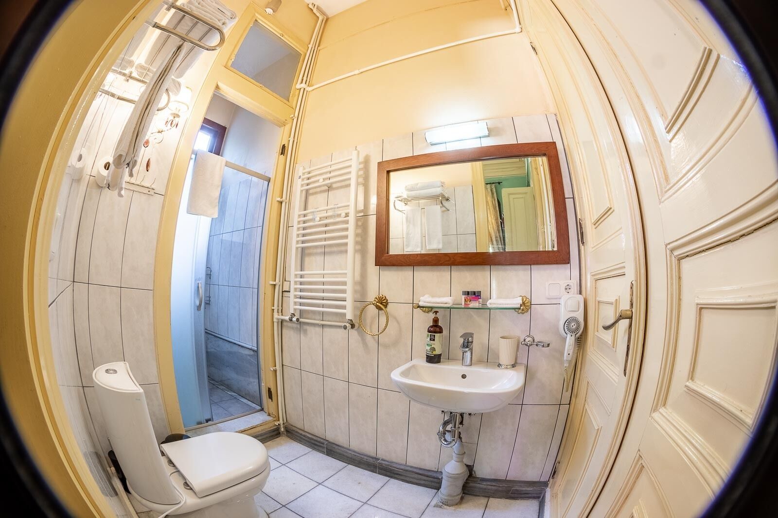 1 bedroom, egyptian cotton sheets, premium bedding, minibar