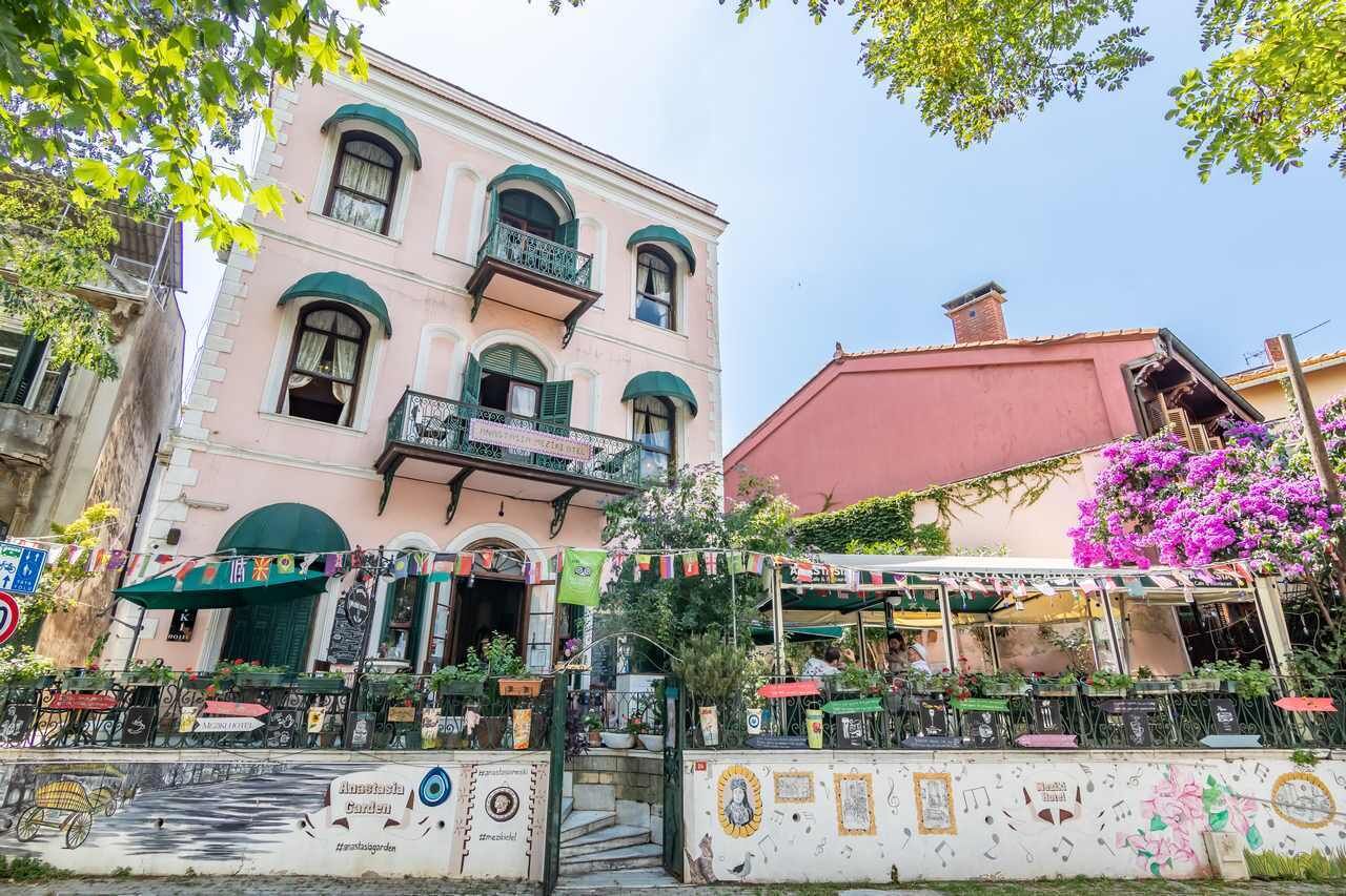 Majoituspaikan julkisivu