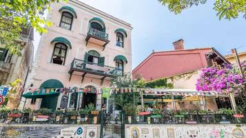 Majoituspaikan julkisivu