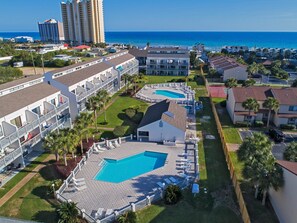 Property grounds - Endless Summer by Panhandle Getaways (Panama City Beach)