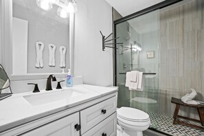 Condo, 2 Bedrooms, Resort View (A33) | Bathroom | Combined shower/tub, deep soaking tub, hair dryer, towels - Endless Summer by Panhandle Getaways (Panama City Beach)