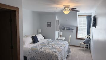 Standard Room | Premium bedding, desk, laptop workspace, iron/ironing board