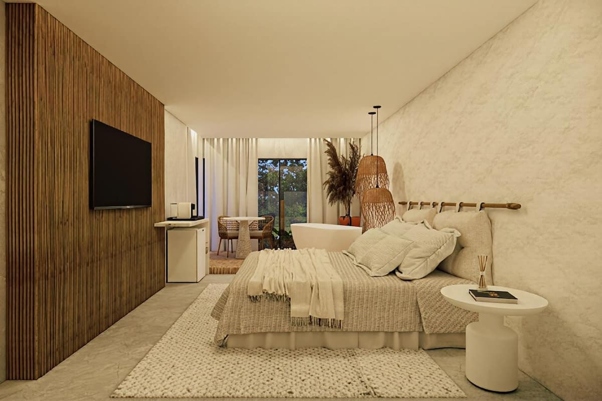 Master Suite with Bathtub