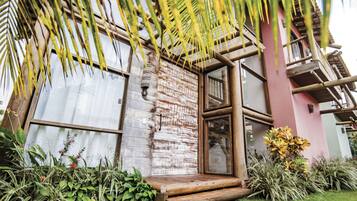 Fachada da propriedade