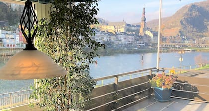 Ferienwohnungen Haus zur Linde
