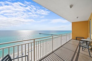 Condo, 3 Bedrooms, Sea View (1401) | Balcony