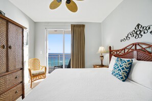 Condo, 2 Bedrooms, Sea View (1102)