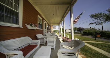 Surfside Inn Chatham