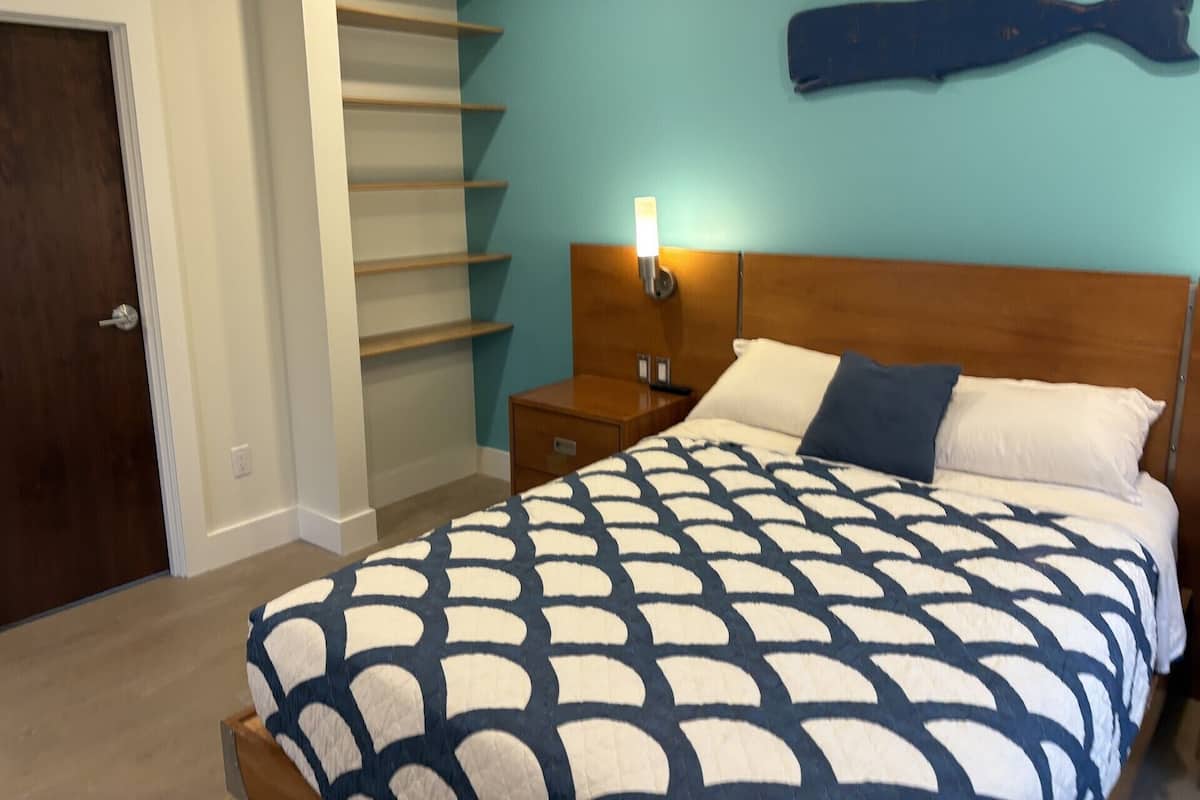 Premium bedding, pillow-top beds, iron/ironing board, free WiFi