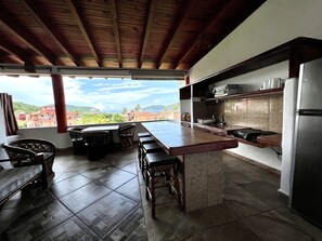 Deluxe Villa, Kitchenette | Private kitchen | Fridge, microwave, stovetop, coffee/tea maker