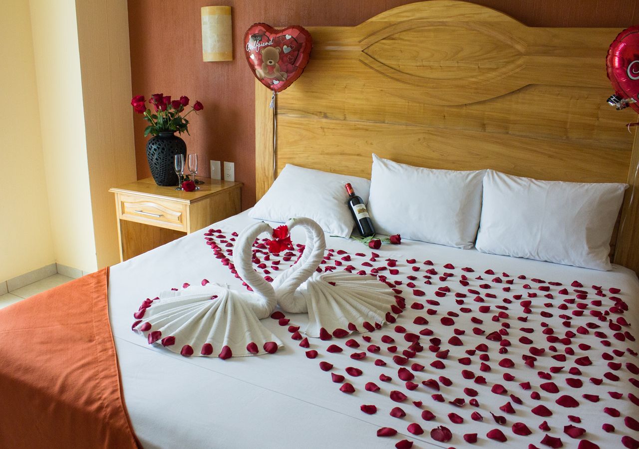 In-room safe, laptop workspace, internet, bed sheets