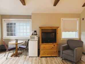 Deluxe cottage, 2 queensize bedden | Een strijkplank/strijkijzer, gratis wifi, beddengoed