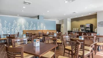 Desayuno completo incluido todos los días