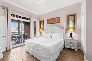 Apartment, 2 Schlafzimmer, Blick auf die Anlage | Individuell dekoriert, individuell eingerichtet