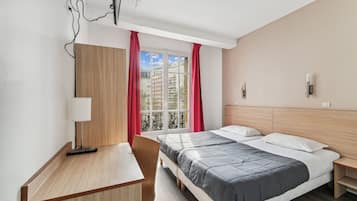 In-room safe, free WiFi, bed sheets