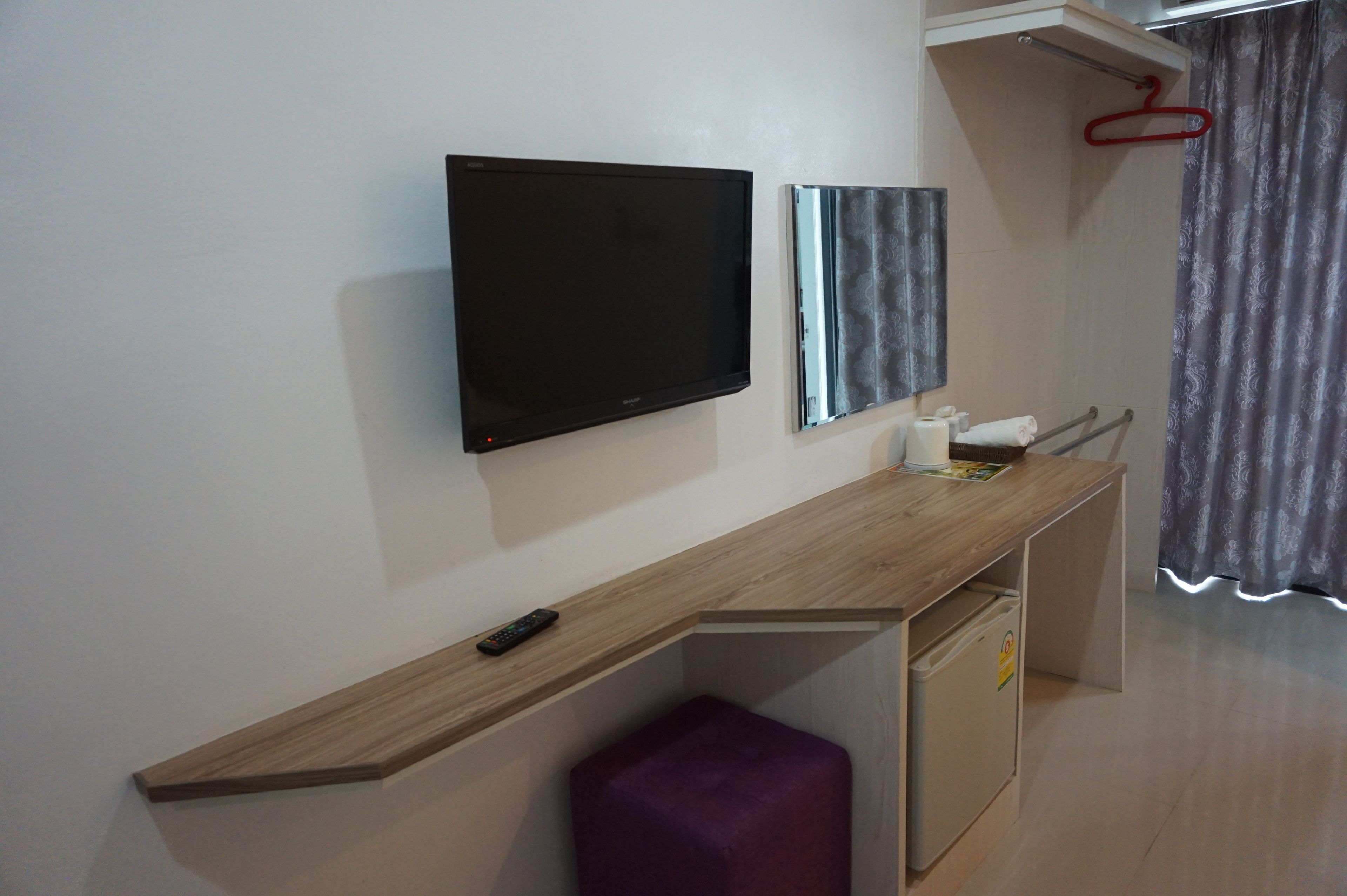 Room amenity