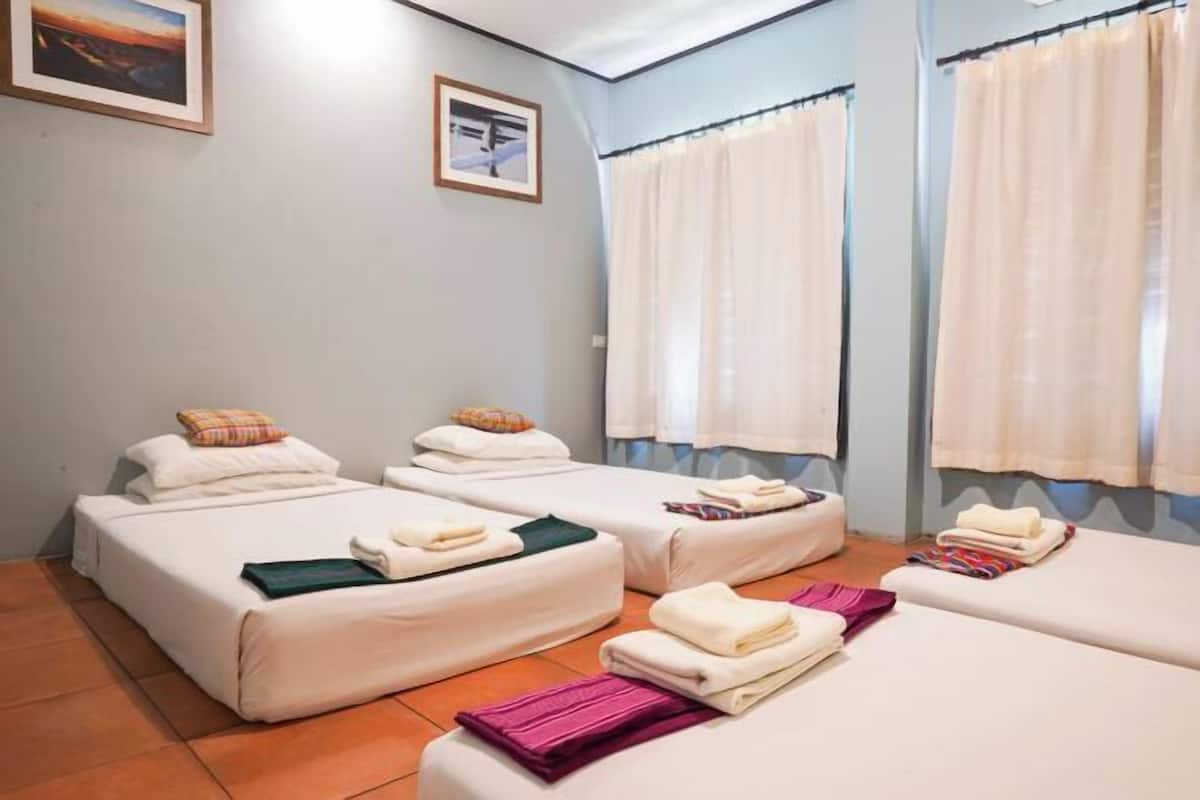 1 bedroom, minibar, individually decorated, individually furnished