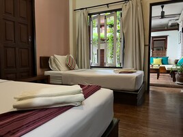 Standard Twin Room | Minibar, individually decorated, individually furnished, free WiFi