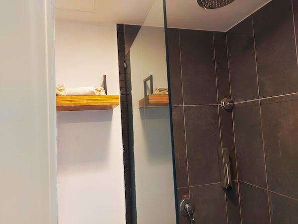 Superior King - The Leverage Lite Hotel - Kuala Kedah (Alor Setar)