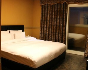 Familienzimmer (2 people) | Verdunkelungsvorhänge, kostenloses WLAN