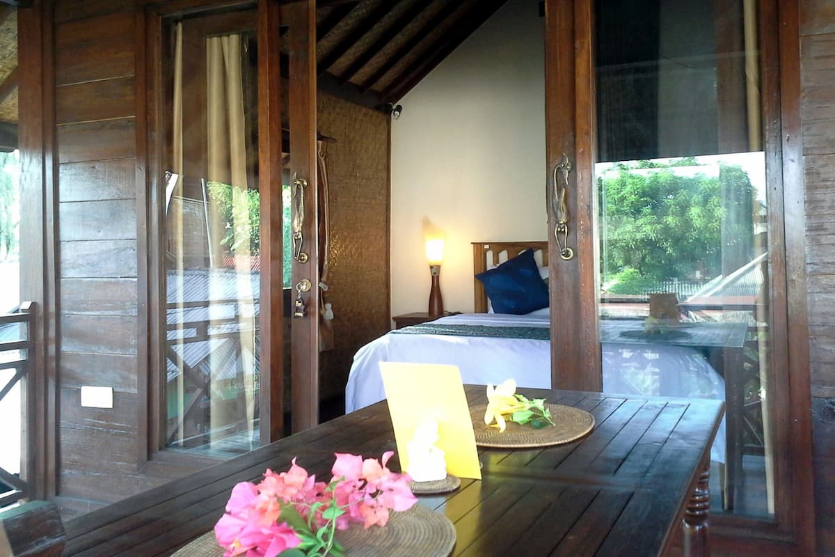 Treetop Traditional #3, Double Room (Hot Water) | Individueel gedecoreerd, individueel gemeubileerd, gratis wifi
