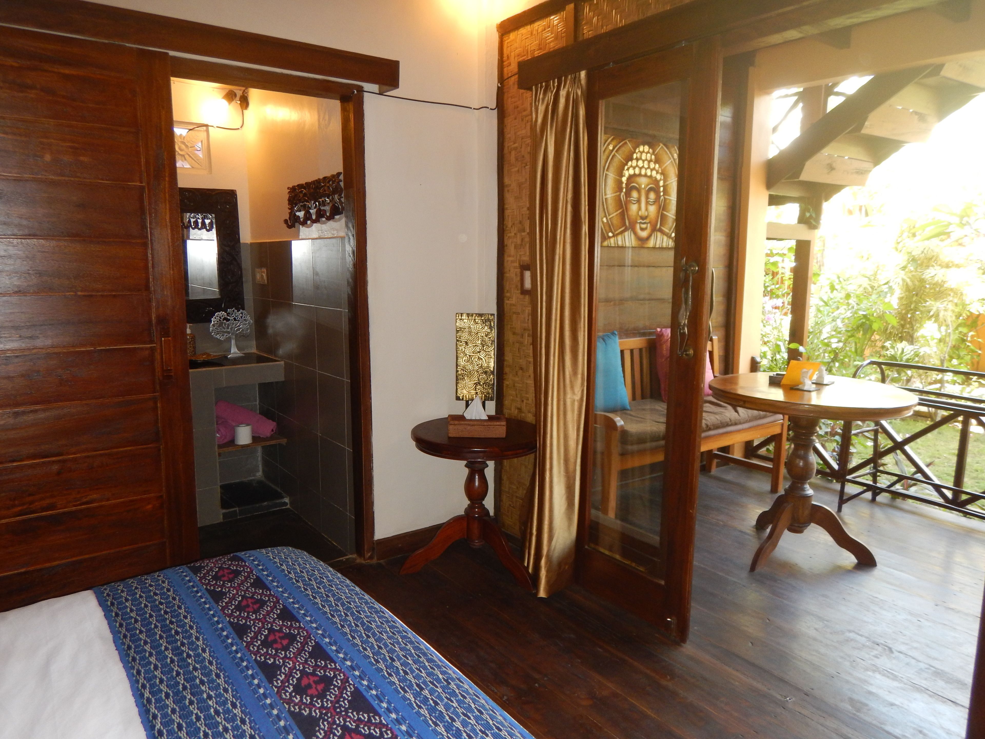 puri #4, double room (hot water) | 1 bedroom, individually decorated, individually furnished, free wifi