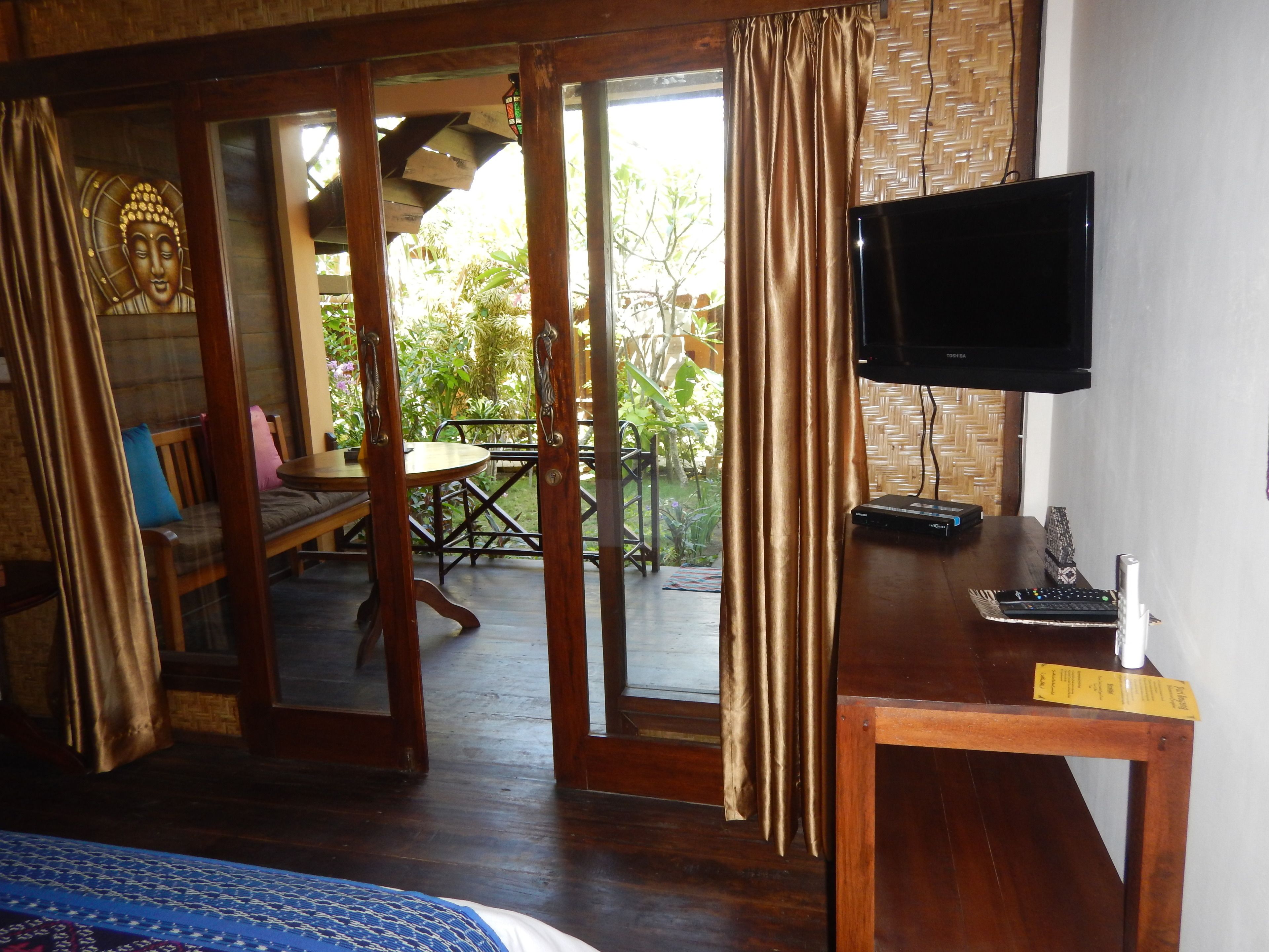 Puri #4, Double Room (Hot Water) | Room amenity