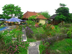 Porch - DMas Huts Lembongan (Lembongan Island)