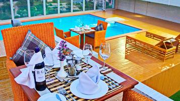 Piscine sur le toit