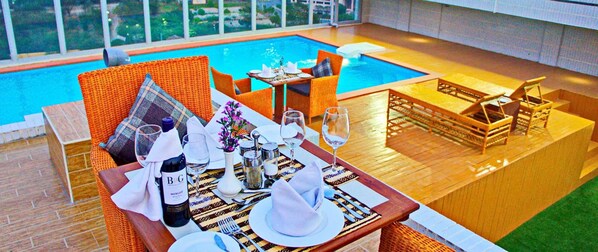 Piscine sur le toit