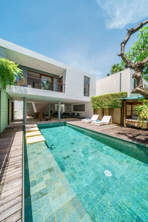 Piscina externa