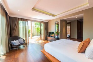 Villa, 2 Bedrooms, Private Pool with Complimentary Transfer | 2 室のベッドルーム、ミニバーのアイテム (無料)、セーフティボックス (室内)、デスク