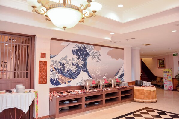 Frühstück, Mittagessen, Abendessen, internationale Küche 