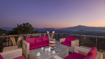 Tempat makan outdoor