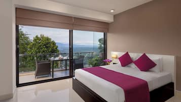 Minibar, in-room safe, desk, laptop workspace