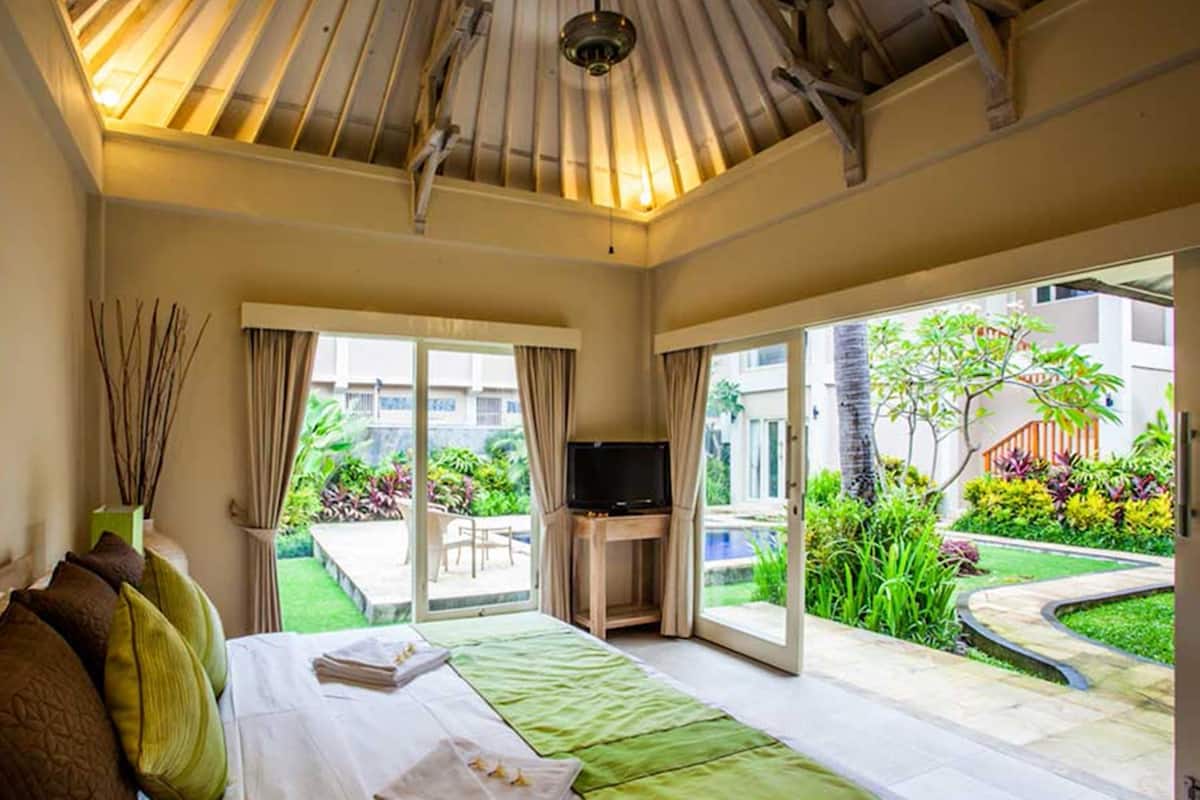 Garden Pool Villa Three Bedroom | 1 bedroom, minibar, in-room safe, desk