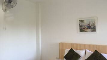 Standard Double Room | Free WiFi