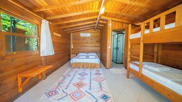 Classic Tree House, 1 Bedroom, Non Smoking, Garden View | Premium bedding, in-room safe, individually decorated