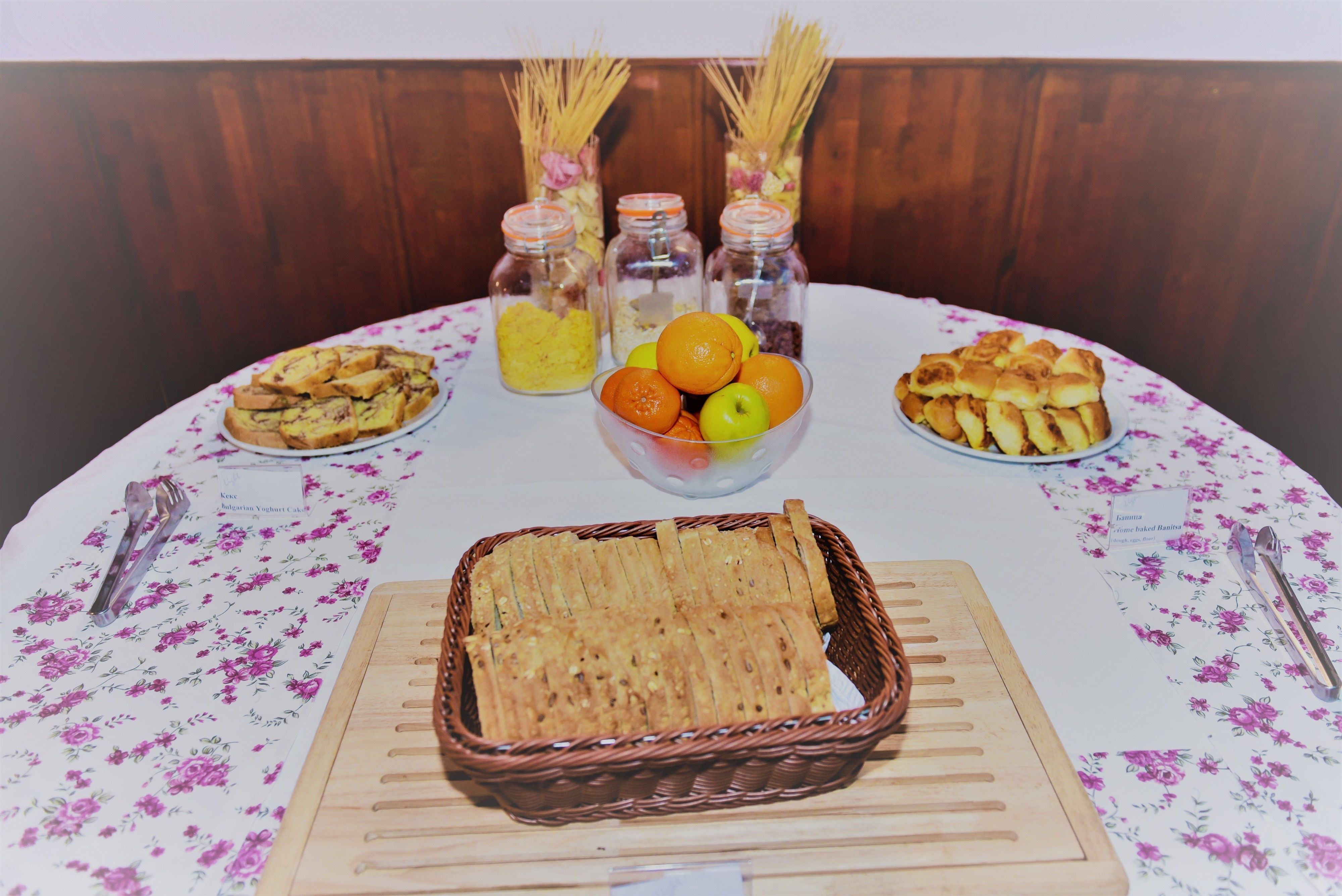 daily buffet breakfast (eur 2.5 per person)