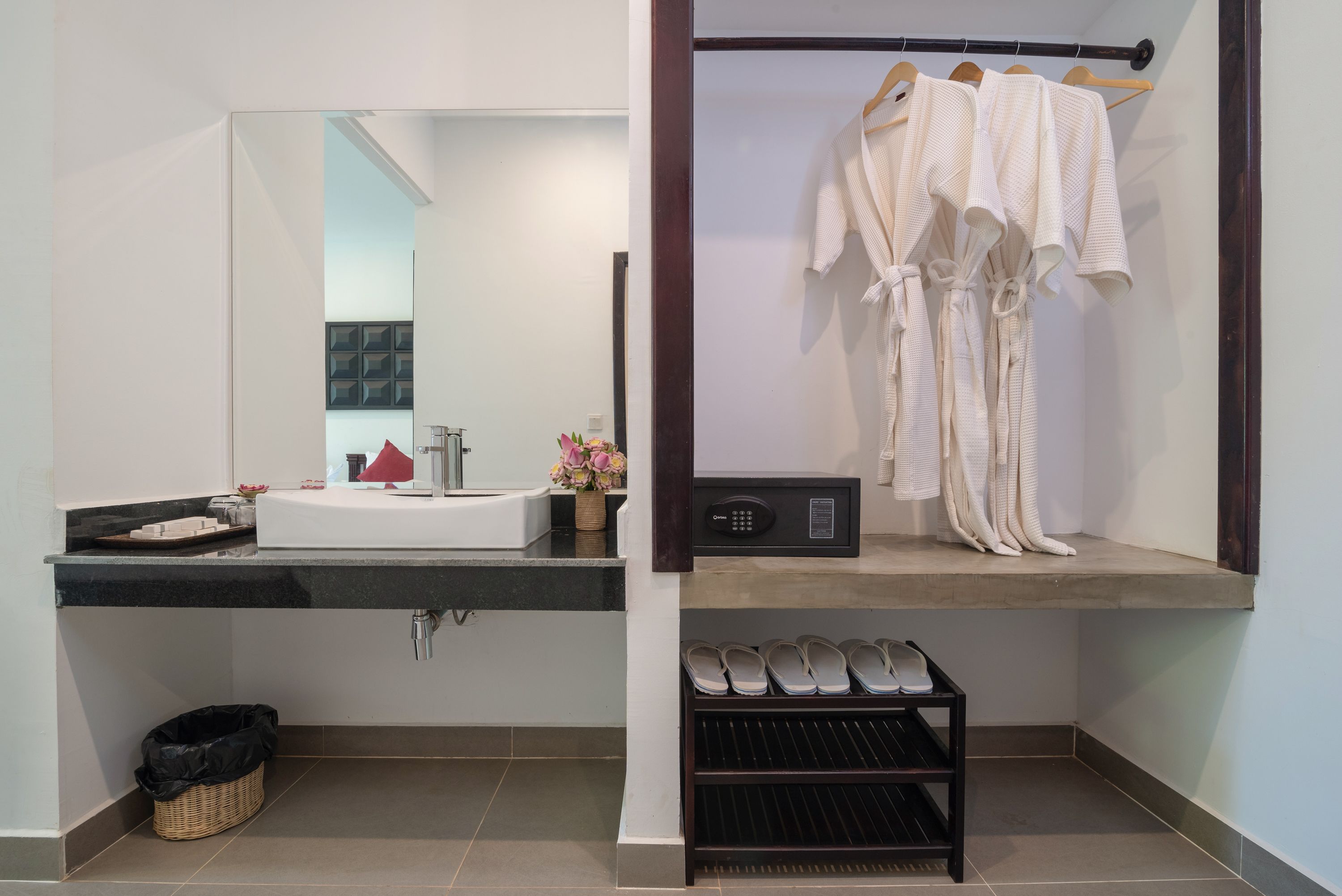 Deep soaking tub, rainfall showerhead, free toiletries, hair dryer