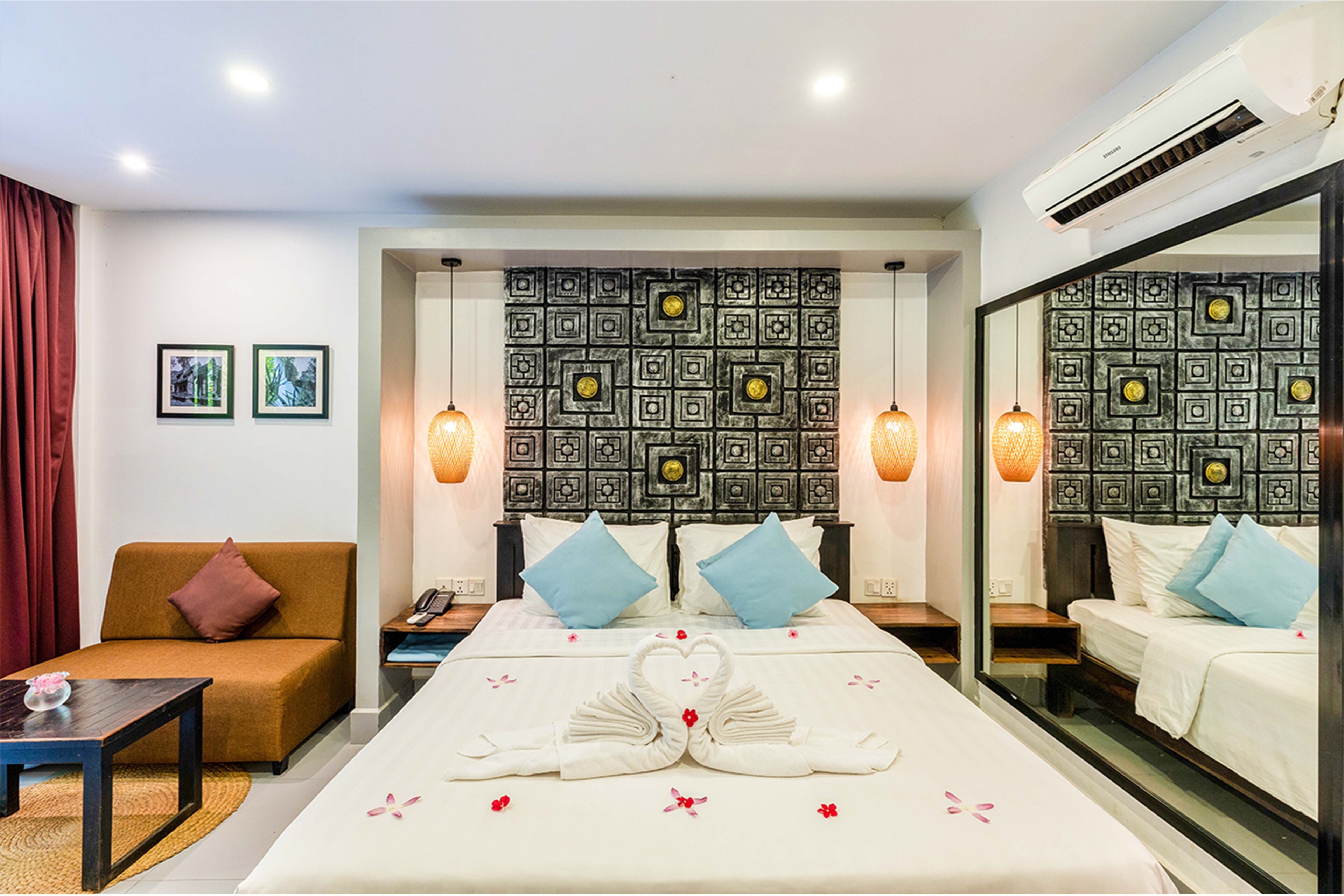 1 phòng ngủ, minibar, két bảo mật tại phòng, bàn 