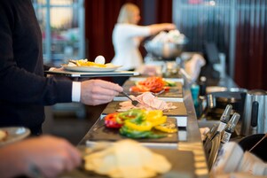 Desayuno buffet incluido todos los días 