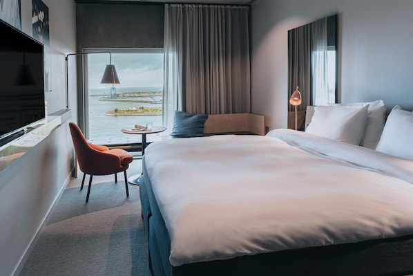 Chambre, 1 très grand lit, vue sur l’océan | Literie de qualité, coffre-fort pour ordinateur portable