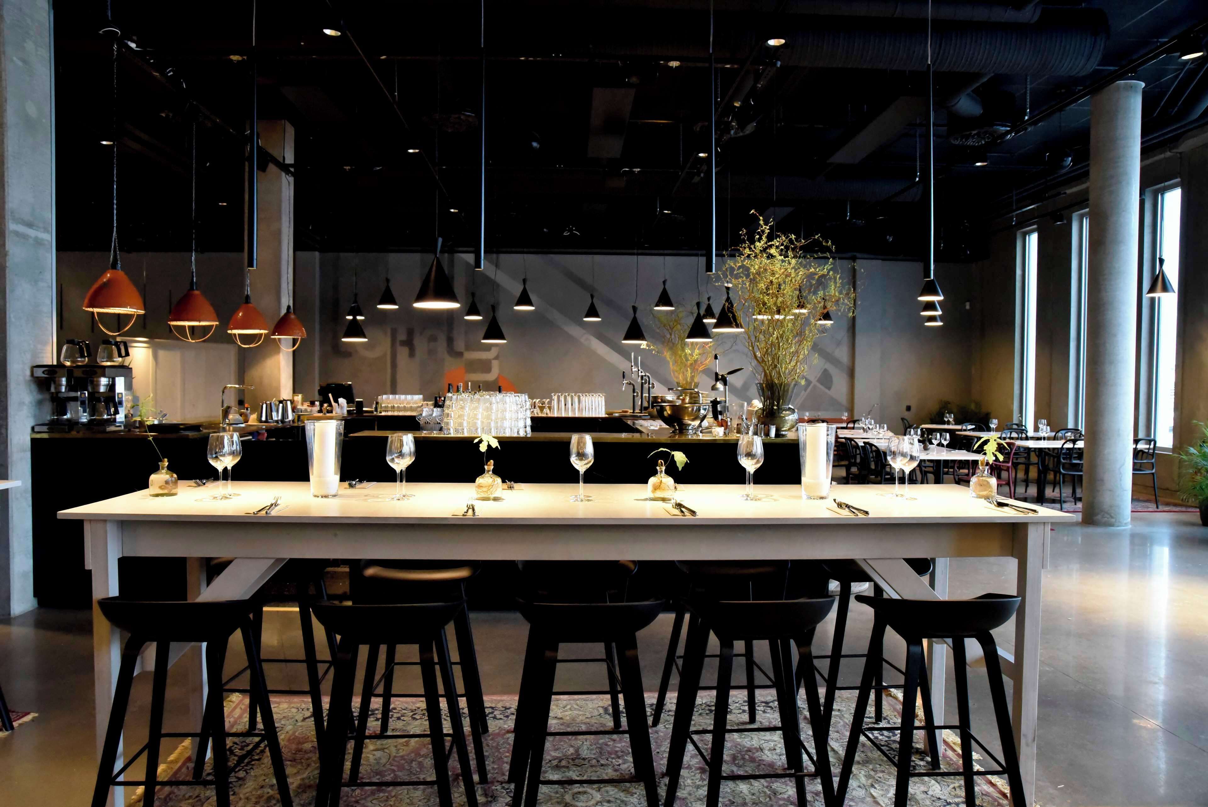 2 restaurants, breakfast, lunch, dinner served; japanese cuisine