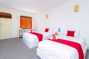 Family Triple Room (with Window) | Premium bedding, minibar, desk, laptop workspace