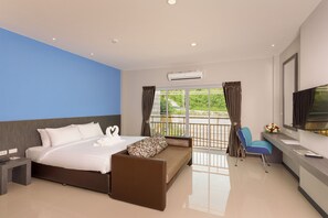 Standaard kamer | Een kluis op de kamer, een bureau, gratis wifi