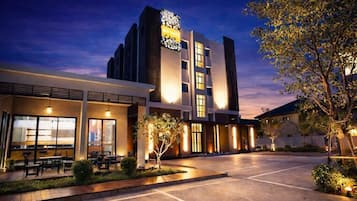 Fachada de la propiedad