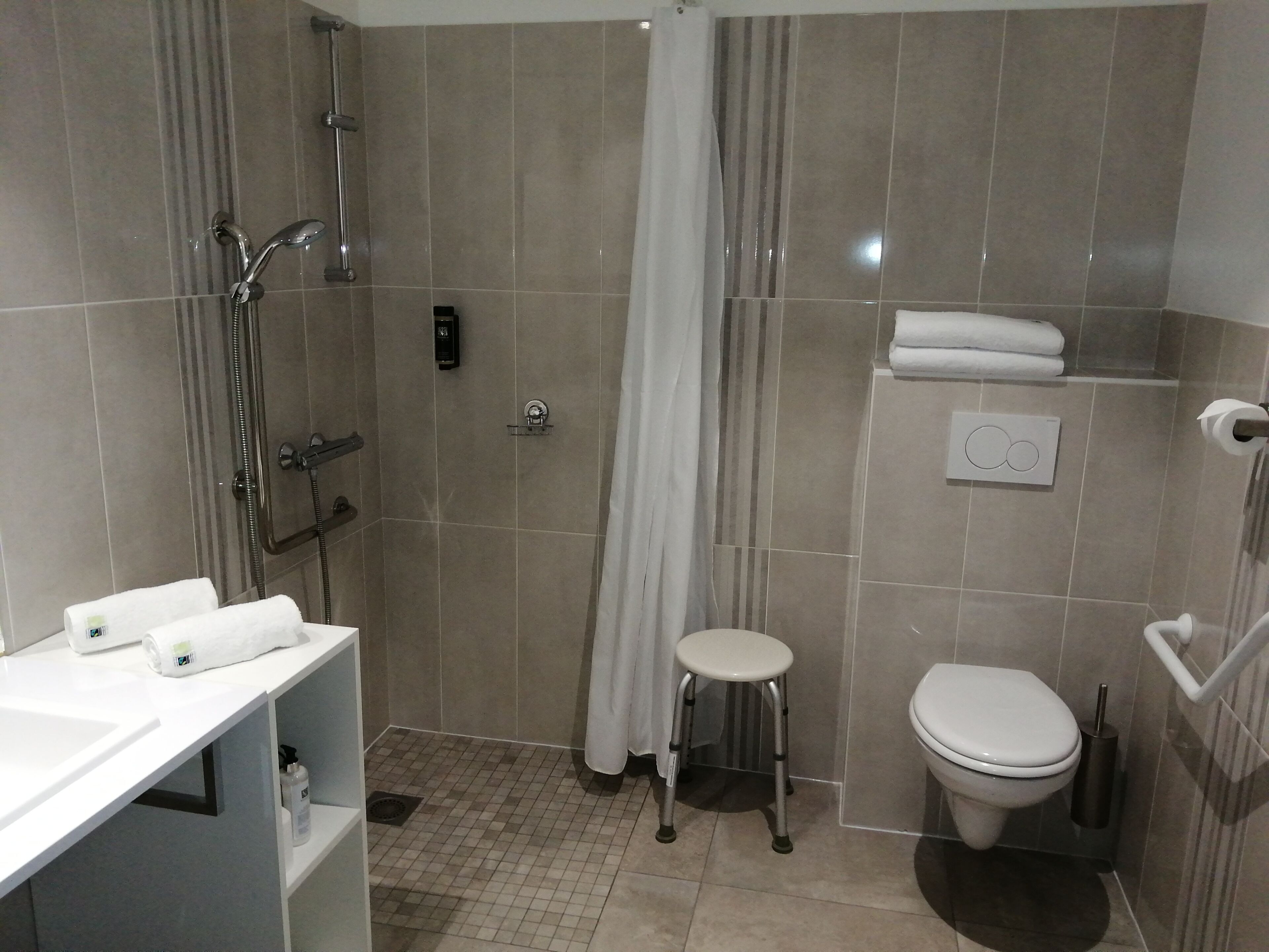 double room | accessible bathroom