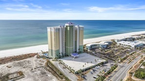 Front of property - Boardwalk Beach Resort by Panhandle Getaways (Panama City Beach)